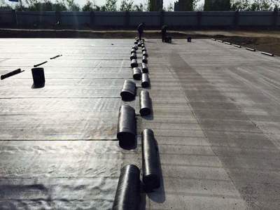 建筑防水卷材制造與鋪設全流程注意事項